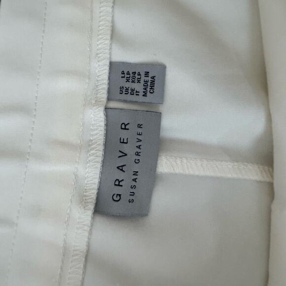 Susan Graver Large Petite Cream Colored Rayon and and Spandex Slacks. - Picture 2 of 5